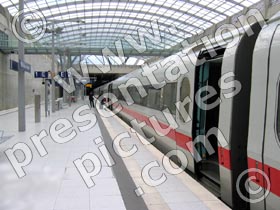 european train - powerpoint graphics